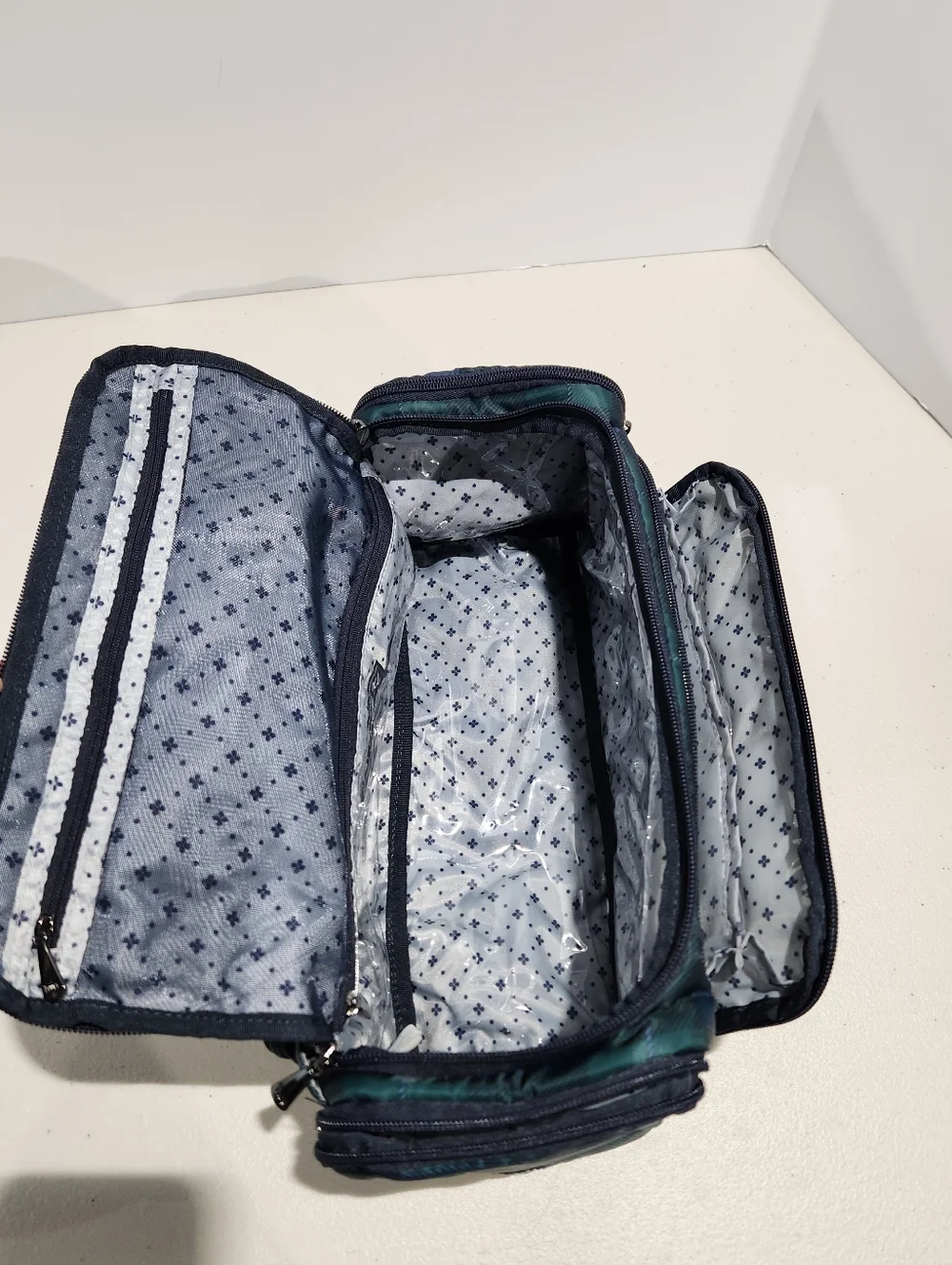 Lug XL Trolley Bag Cosmetic Toiletry Bag Green Navy Plaid